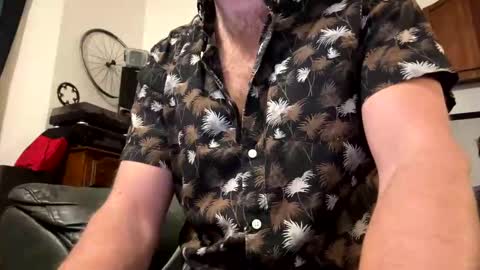 dayblue online show from 10-28-25, 06:17