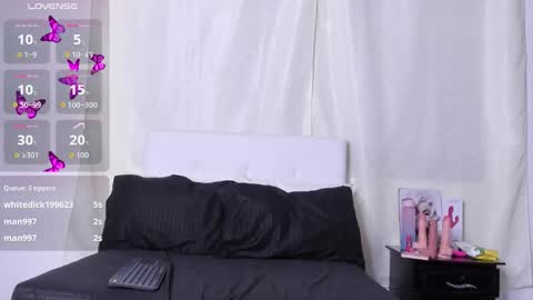 Snapshot of daye_sky chatting on 11-28-25, 07:27 Daye sky online show from 11-28-25, 07:27