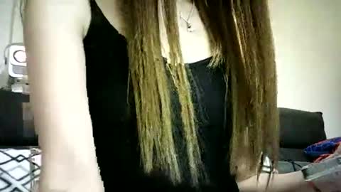 dayenelis online show from 01-12-26, 06:02