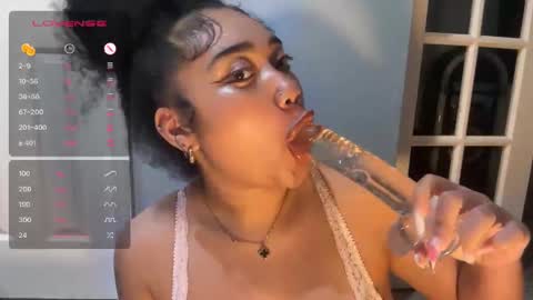 dayqueen1 online show from 09-21-25, 09:11