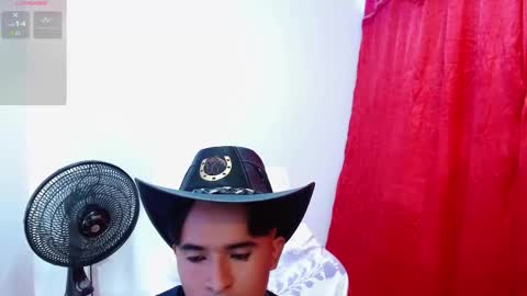 dayro_dduran online show from 10-11-25, 07:01