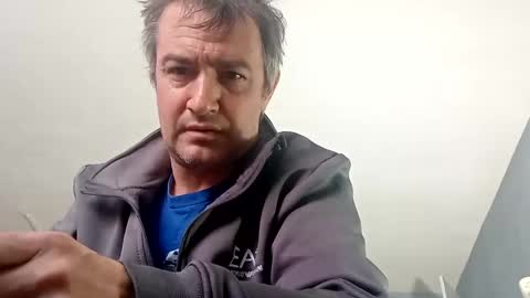 Snapshot of dazzill chatting on 01-23-25, 03:01 Dazzill online show from 01-23-25, 03:01