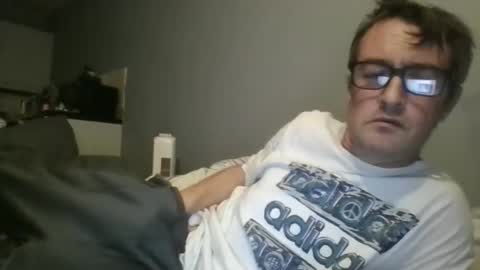 Snapshot of dazzill chatting on 10-13-25, 08:53 Dazzill online show from 10-13-25, 08:53