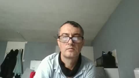 Snapshot of dazzill chatting on 11-05-25, 12:16 Dazzill online show from 11-05-25, 12:16