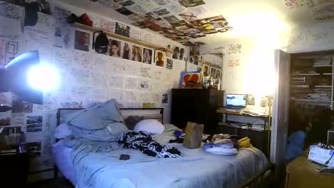 dbeamon92 online show from 03-09-26, 06:12