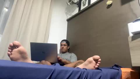 Snapshot of dboyyyyyyyyyy chatting on 02-19-26, 05:03 dboyyyyyyyyyy online show from 02-19-26, 05:03