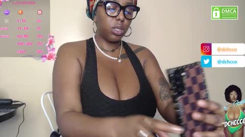 Snapshot of dchcco chatting on 01-16-25, 04:28 Duchess Coco - Coco Puffs online show from 01-16-25, 04:28