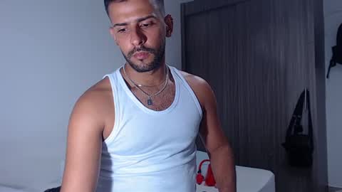 Snapshot of dcollins_ chatting on 01-12-25, 10:12 dcollins_ online show from 01-12-25, 10:12