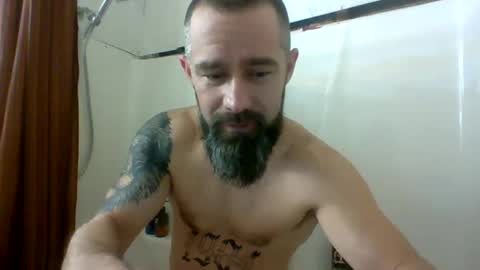 Snapshot of ddady22 chatting on 01-11-25, 02:30 ddady22 online show from 01-11-25, 02:30