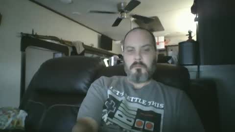 Snapshot of ddboobman chatting on 12-28-24, 09:19 want girl to play with me online show from 12-28-24, 09:19