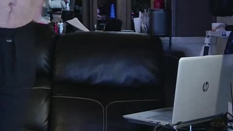 Snapshot of ddboobman chatting on 01-04-25, 10:24 want girl to play with me online show from 01-04-25, 10:24