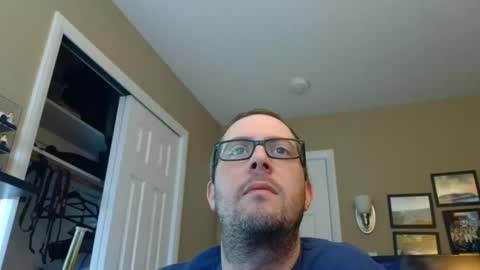 Snapshot of ddeeeezznnuuttzz chatting on 01-13-25, 01:23 ddeeeezznnuuttzz online show from 01-13-25, 01:23