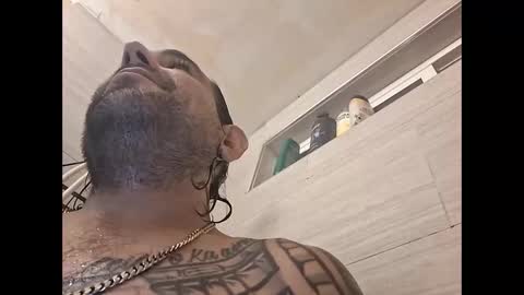 Snapshot of deadbirdink8o8 chatting on 01-17-26, 10:31 deadbirdink8o8 online show from 01-17-26, 10:31