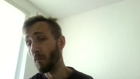 Snapshot of deaf_fc_union_berlin14 chatting on 05-26-26, 04:03 robert online show from 05-26-26, 04:03