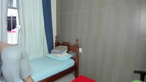 Dean online show from 12-19-24, 08:23