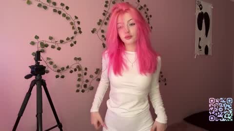 Snapshot of deannmagnie chatting on 05-09-26, 05:56 Maggie online show from 05-09-26, 05:56