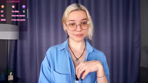 Charlie 18yo online show from 12-02-25, 05:13