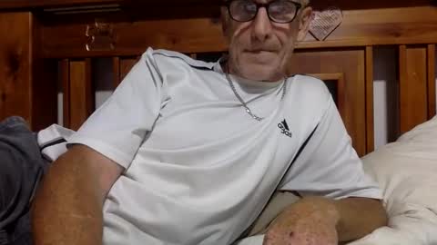 deanofflove2210 online show from 01-29-25, 04:30