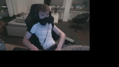 Dean online show from 10-28-25, 05:59