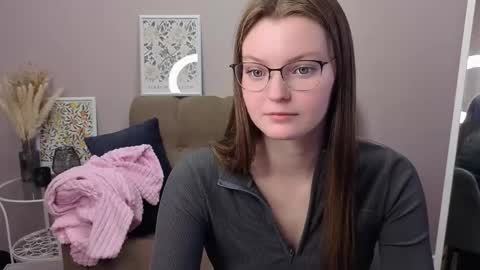 Jessica online show from 10-17-25, 09:34