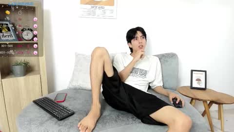 Snapshot of dear_jeycot chatting on 09-13-25, 01:22 Jeycot online show from 09-13-25, 01:22