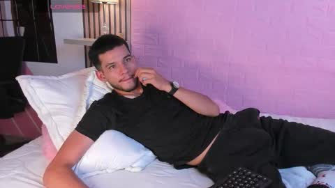 Snapshot of dear_lover1 chatting on 12-16-25, 02:11 dear_lover1 online show from 12-16-25, 02:11