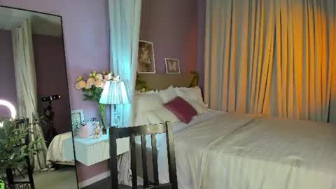 Emily GMT2 Mon 10 AM - 4 PM Wed 10 AM - 4 PM Thu 10 AM - 4 PM Fri 10 AM - 4 PM Sat 10 AM - 4 PM online show from 06-13-26, 05:22