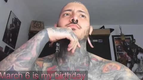    online show from 03-05-25, 01:21