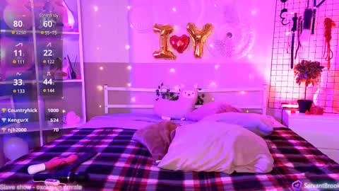 Snapshot of debbie_hanter chatting on 02-10-25, 10:53 debbie_hanter online show from 02-10-25, 10:53