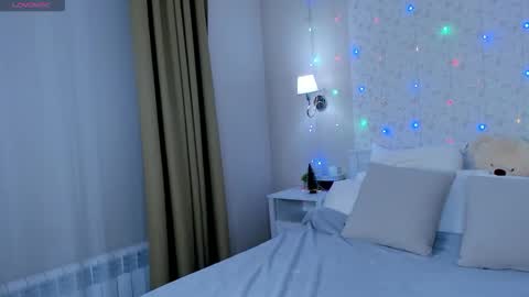 Jennifer online show from 01-12-26, 11:32