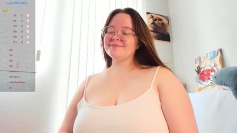 Snapshot of debbiewood chatting on 10-09-25, 06:22 DeboraDebbieDee online show from 10-09-25, 06:22