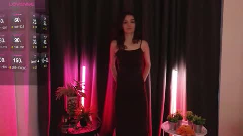 Eva online show from 11-19-25, 05:13