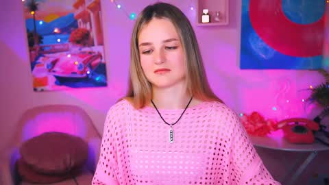 Snapshot of deboralarson chatting on 12-12-24, 04:15 Debora online show from 12-12-24, 04:15