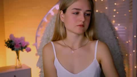 Snapshot of deboralarson chatting on 09-14-25, 03:38 Debora online show from 09-14-25, 03:38