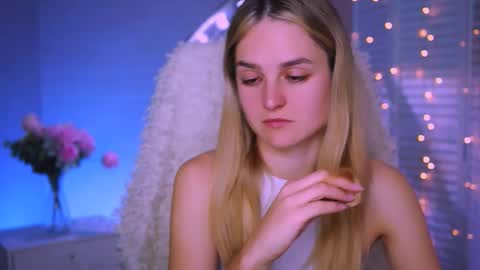 Snapshot of deboralarson chatting on 10-03-25, 07:38 Debora online show from 10-03-25, 07:38