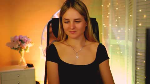 Debora online show from 04-15-26, 03:13