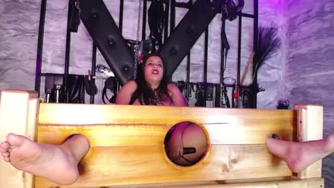 DEBORA online show from 12-17-24, 10:01