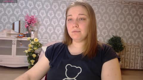 Snapshot of debramust chatting on 01-04-25, 12:37 debramust online show from 01-04-25, 12:37