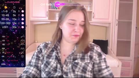 Snapshot of debramust chatting on 02-10-25, 12:18 debramust online show from 02-10-25, 12:18