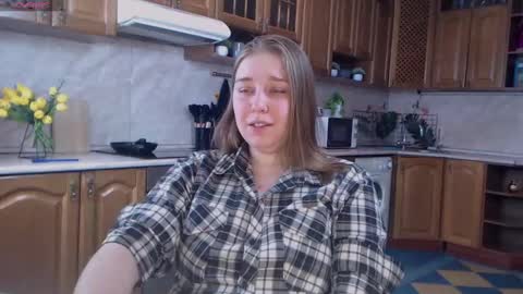 Snapshot of debramust chatting on 02-26-25, 07:49 debramust online show from 02-26-25, 07:49