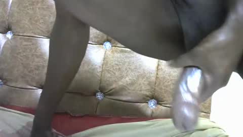 Snapshot of decraze chatting on 12-19-25, 04:25 decraze online show from 12-19-25, 04:25