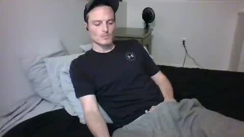 Snapshot of dee4dayz19 chatting on 11-01-25, 02:02 Dee4dayz online show from 11-01-25, 02:02