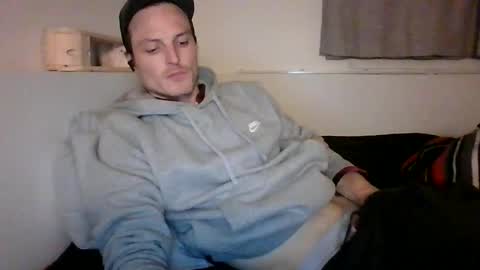 Dee4dayz online show from 02-01-26, 07:40