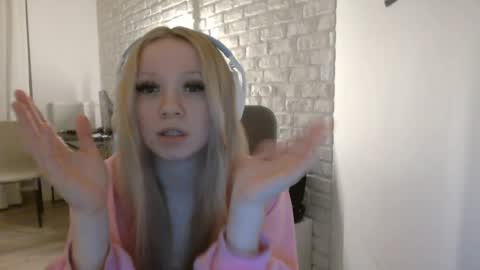 Amanda online show from 05-24-26, 09:20
