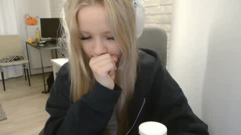 Amanda online show from 06-01-26, 07:37