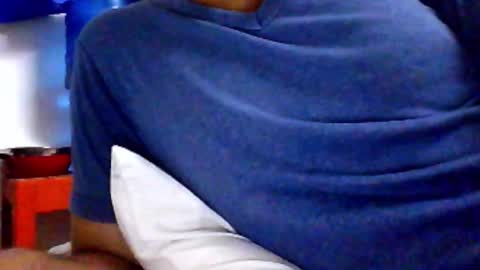 Snapshot of deepak4ualways chatting on 09-14-25, 01:21 sandy4umylove2014 online show from 09-14-25, 01:21