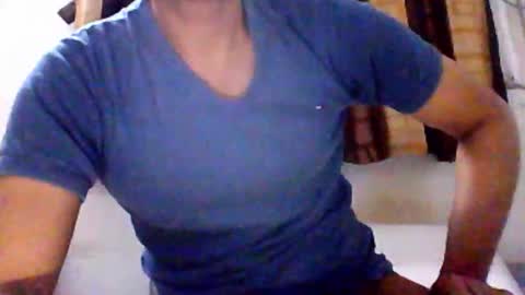 Snapshot of deepak4ualways chatting on 10-02-25, 05:53 sandy4umylove2014 online show from 10-02-25, 05:53