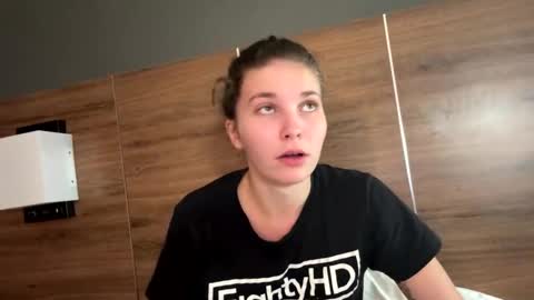 deepthroatqueen33 online show from 03-04-26, 10:49