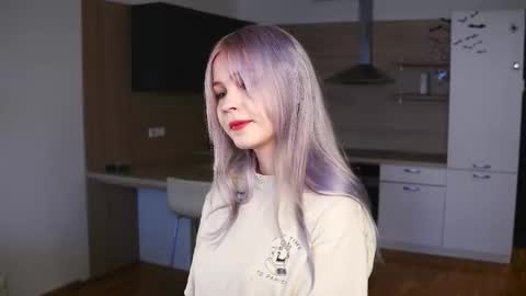 call me Kate or kitty Kate online show from 11-11-25, 04:45