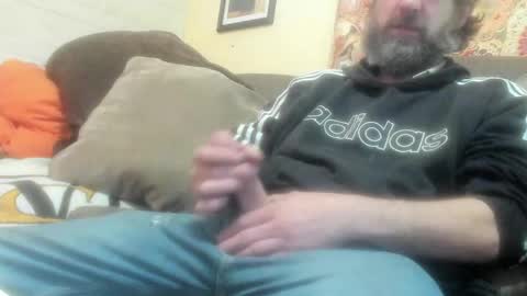 Snapshot of deeznutz343 chatting on 05-12-26, 02:08 Deez Nutz online show from 05-12-26, 02:08
